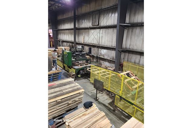 Viking Eng & Dev DuoMatic Pallet Nailer and Assembly System